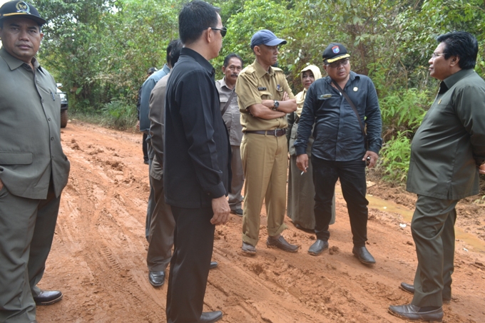 Komisi B DPRD Sintang (4)