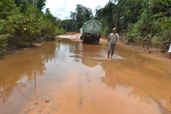 Komisi B DPRD Sintang (8)