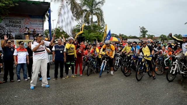 Pelepasan sepeda Santai