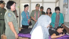 tinjau pelayanan pemasangan KB - Copy (2)