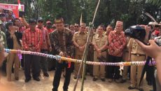 Peresmian Rumah Adat