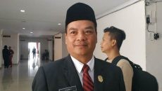 Wakil Ketua Komisi B DPRD Sintang Toni